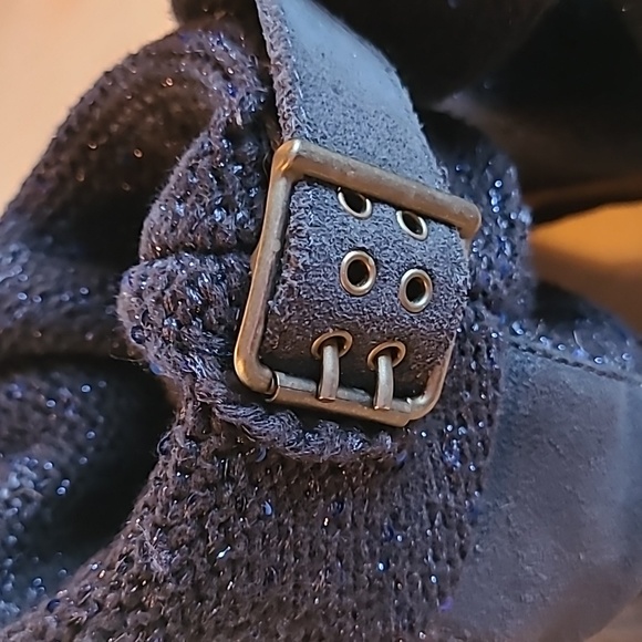 Ugg Australia Lyla Boot - Picture 5 of 15